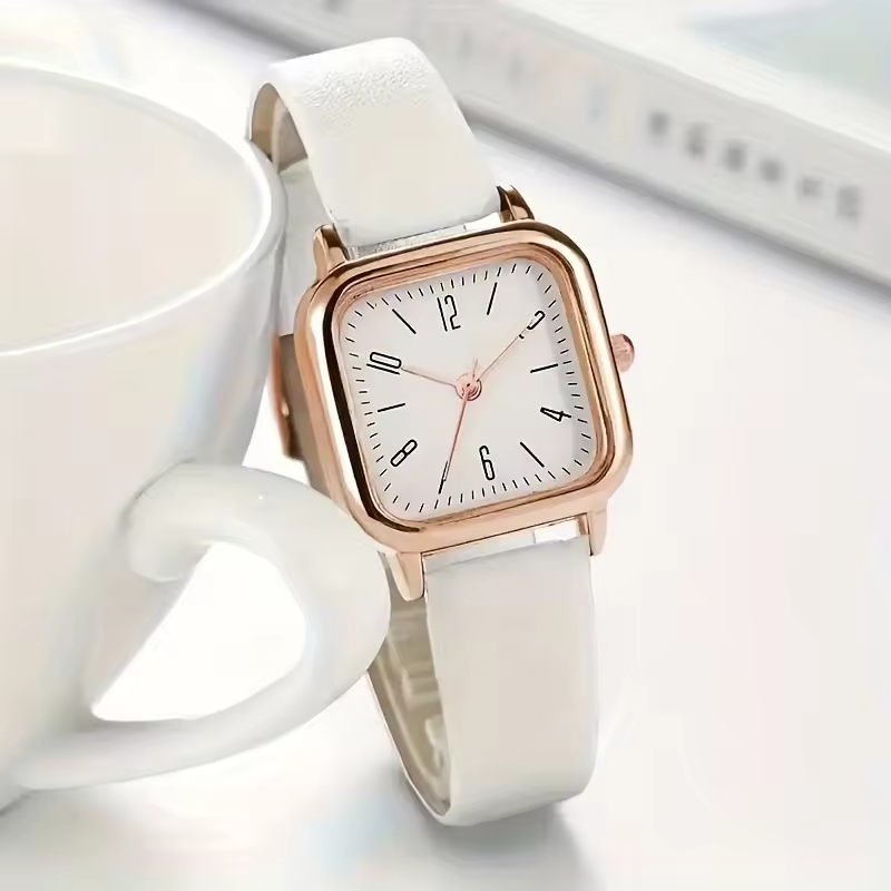 New Arrival Luxury Women's Quartz Watch Dial Display: Pointer with Leather Band